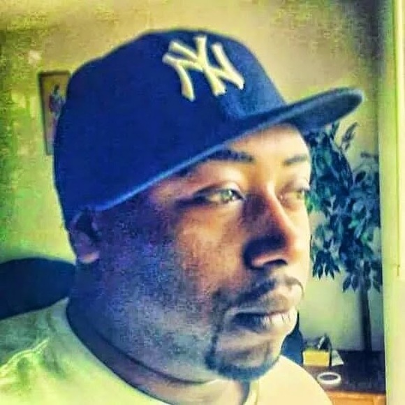 Meet your Posher, Corey - Picture 1 of 1